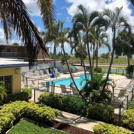 Arvilla Resort St. Pete Beach Eksteriør billede
